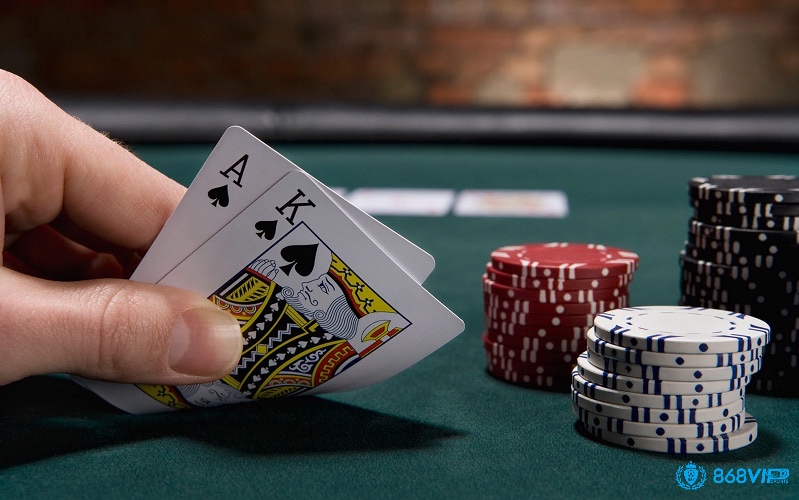 Cùng 868h tìm hiểu về luật poker quốc tế nhé 