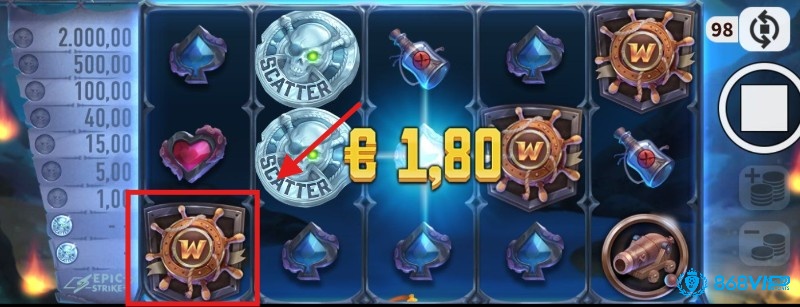 Biểu tượng Wild trong game slot Silver Seas được thể hiện dưới dạng bánh lái tàu